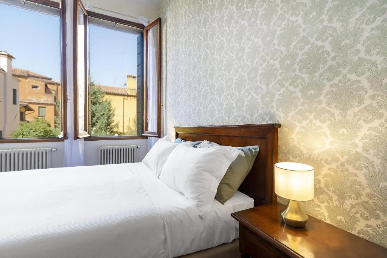 Residenza Centopietre - Dorsoduro By Wonderful Italy Venice 0*,
