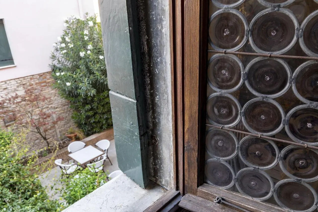 Apartment Residenza Centopietre - Dorsoduro By Wonderful Italy Venedig