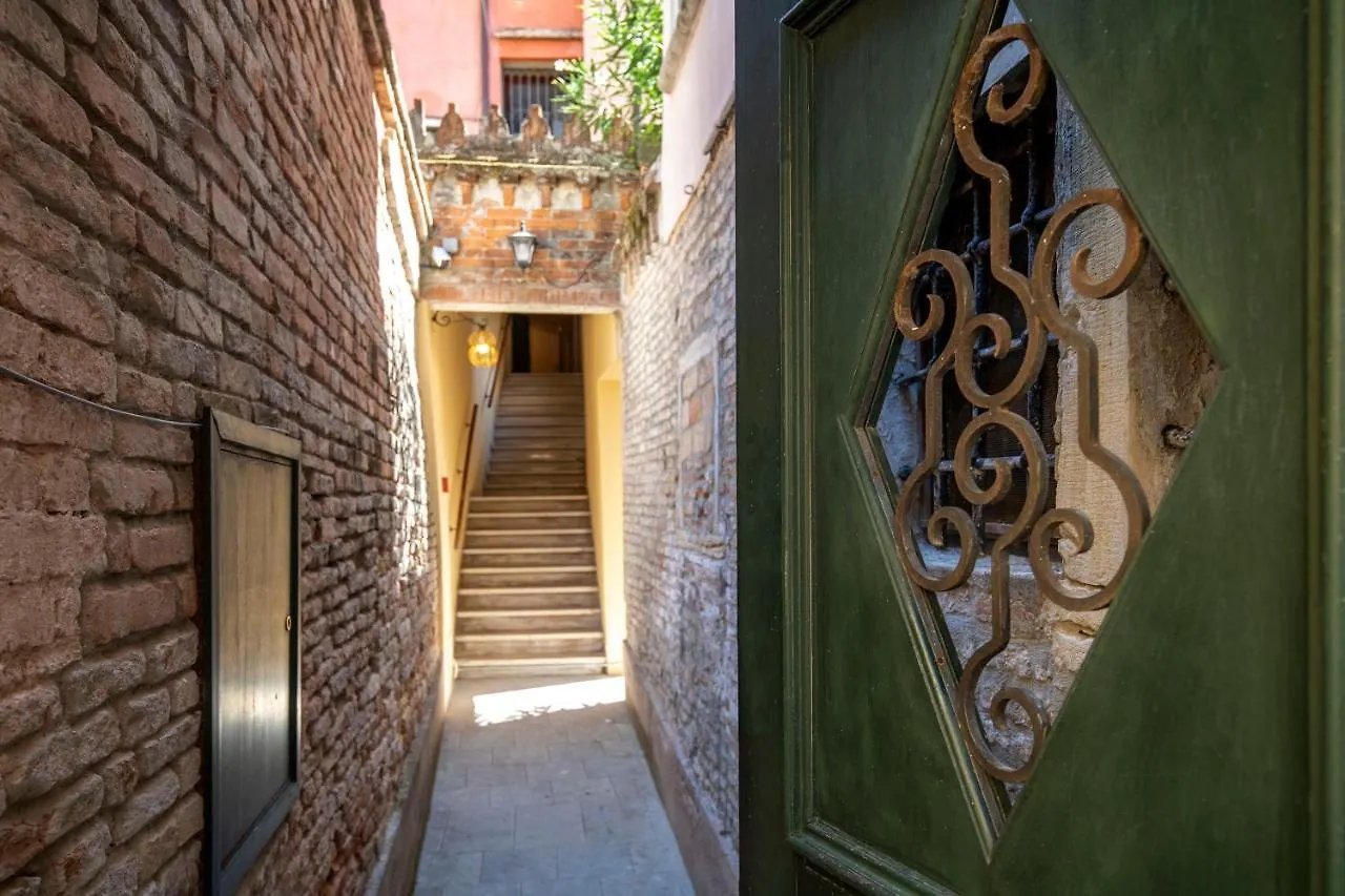 Residenza Centopietre - Dorsoduro By Wonderful Italy Venedig 0*,  Italien